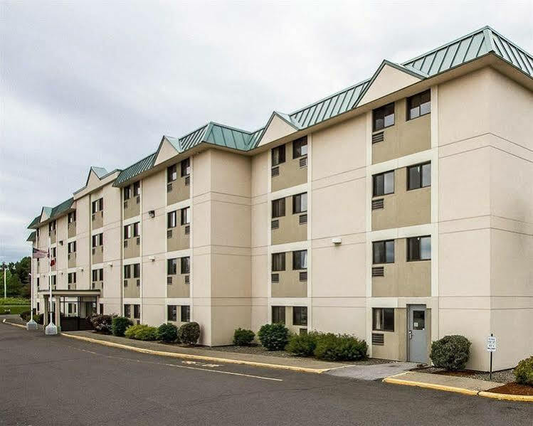Home2 Suites By Hilton Bangor Exterior photo